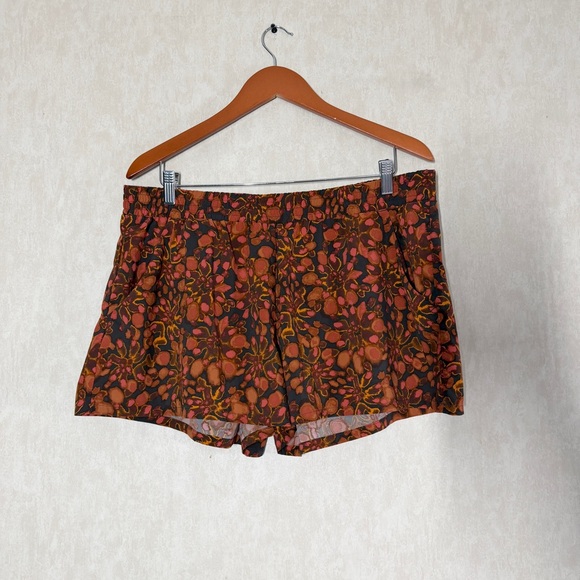Toad&Co Women’s Sunkissed Pull-On Shorts 3.5” Lightweight Flame Leaf Orange XL - Picture 2 of 11